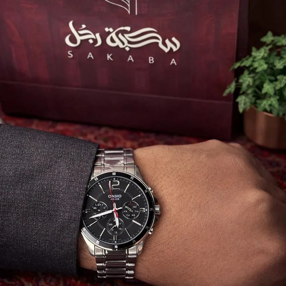 صورة ساعة كاسيو رجالية بعقارب وميناء أسود