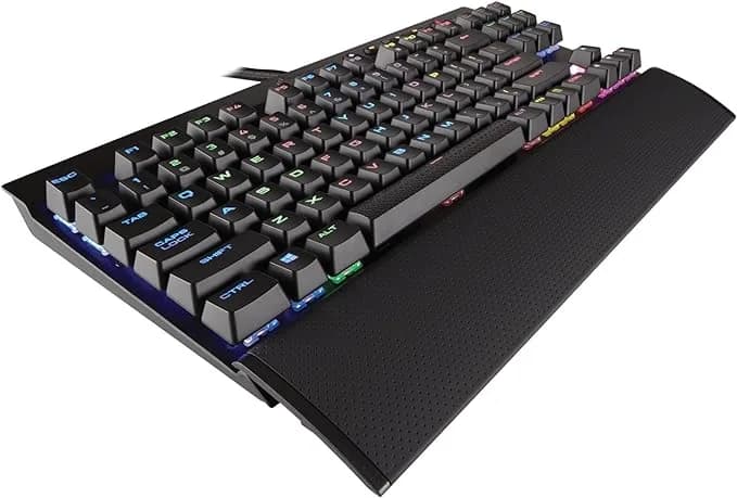 صورة لوحة مفاتيح كورسير K65 RGB الميكانيكية السلكية