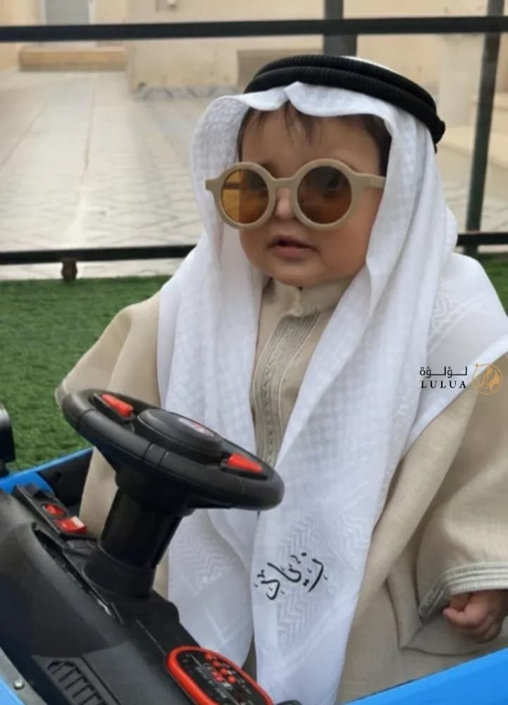 صورة شماغ وعقال أطفال بالاسم